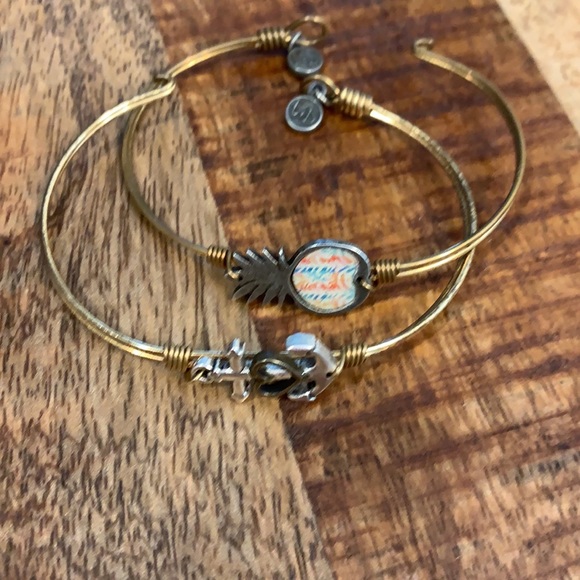 🎉🎉Assorted Bracelet Bundle🎉🎉 - Picture 2 of 16